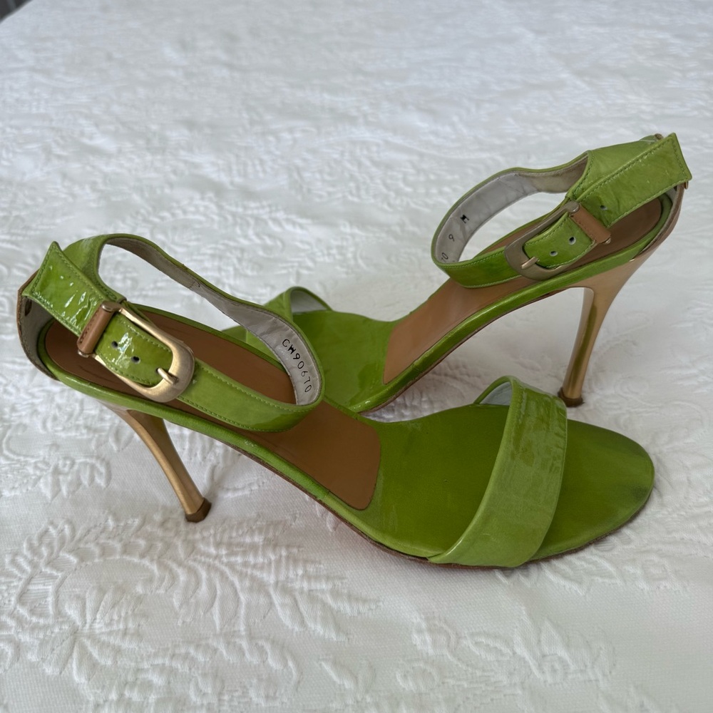 Stuart WEITZMAN Lime Green Ankle Strap Sandal Heels Size 9